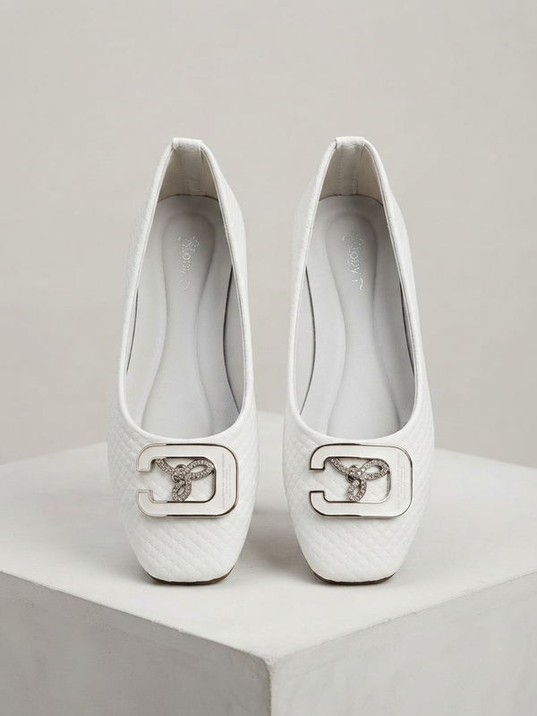 Tony P Quilted Design Women's Flat Shoes with Metal Accent